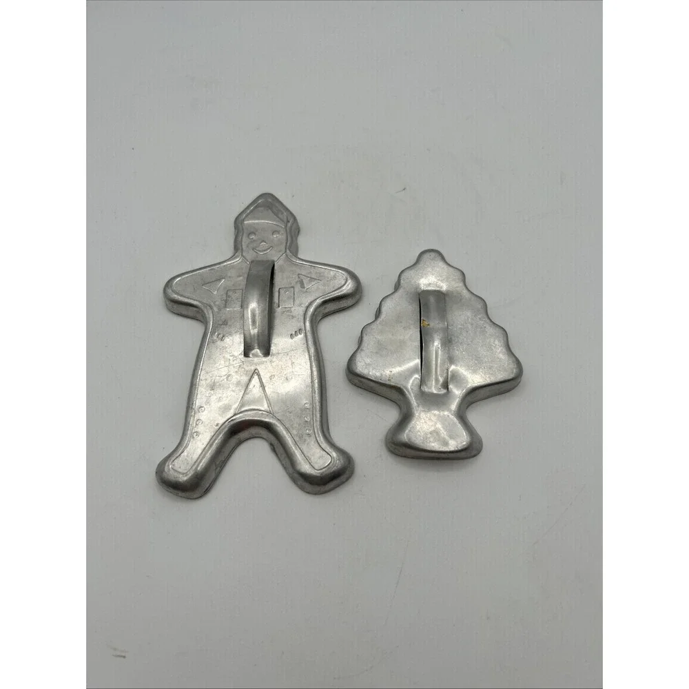 Cookie Cutters Silver Vintage Metal Christmas Tree Gingerbread Man Set